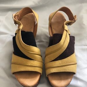 Naya wedges